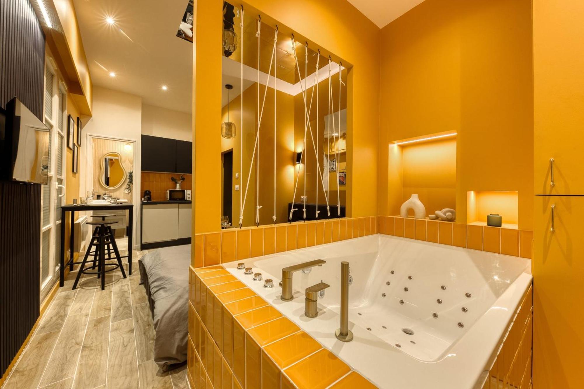 Deluxe Spa Suite Caramel Sweetness Мелён Экстерьер фото